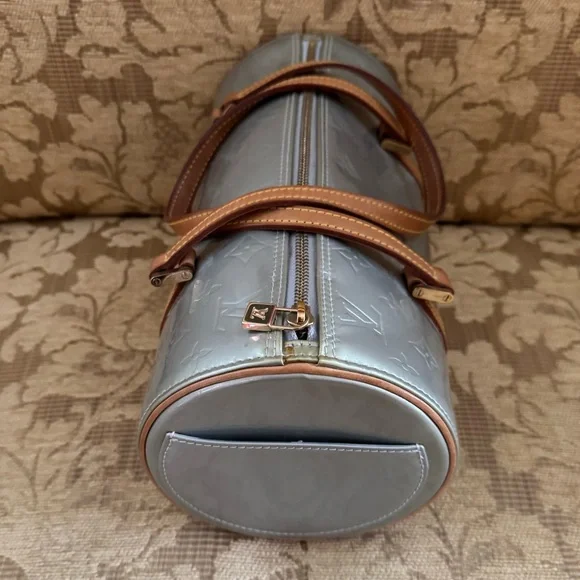 Louis Vuitton monogram vernis